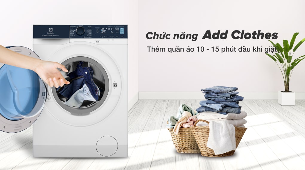 Máy giặt Electrolux Inverter 9 kg EWF9042Q7WB - Thêm đồ giặt